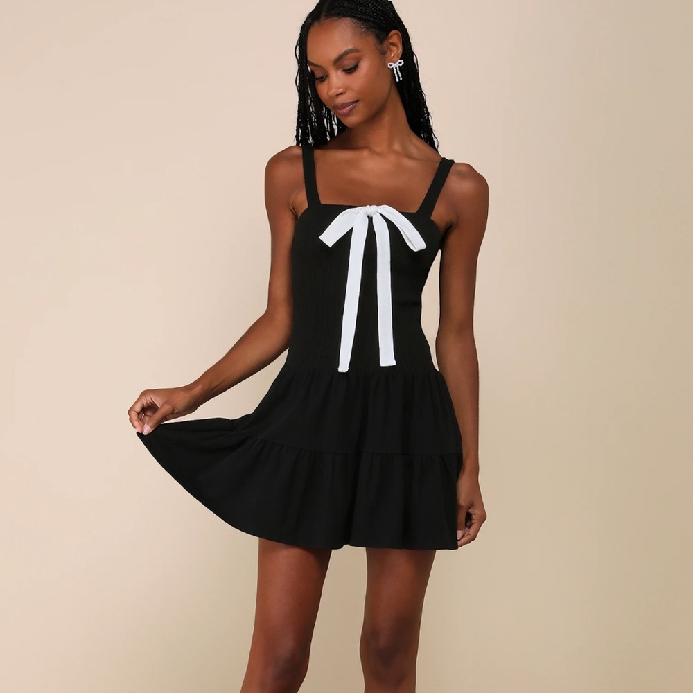 Lulu’s Flirty Edge Black Ribbed Bow Tiered Mini Dress NWT